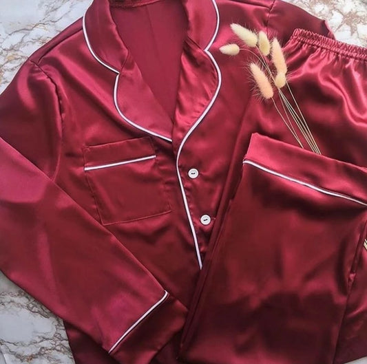 Red Velvet Sleepwear Set