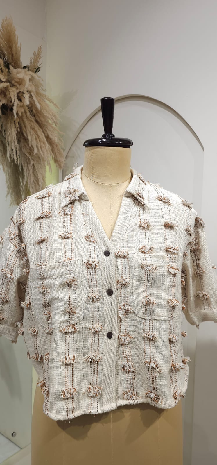 Sand Tassel Crop Shirt