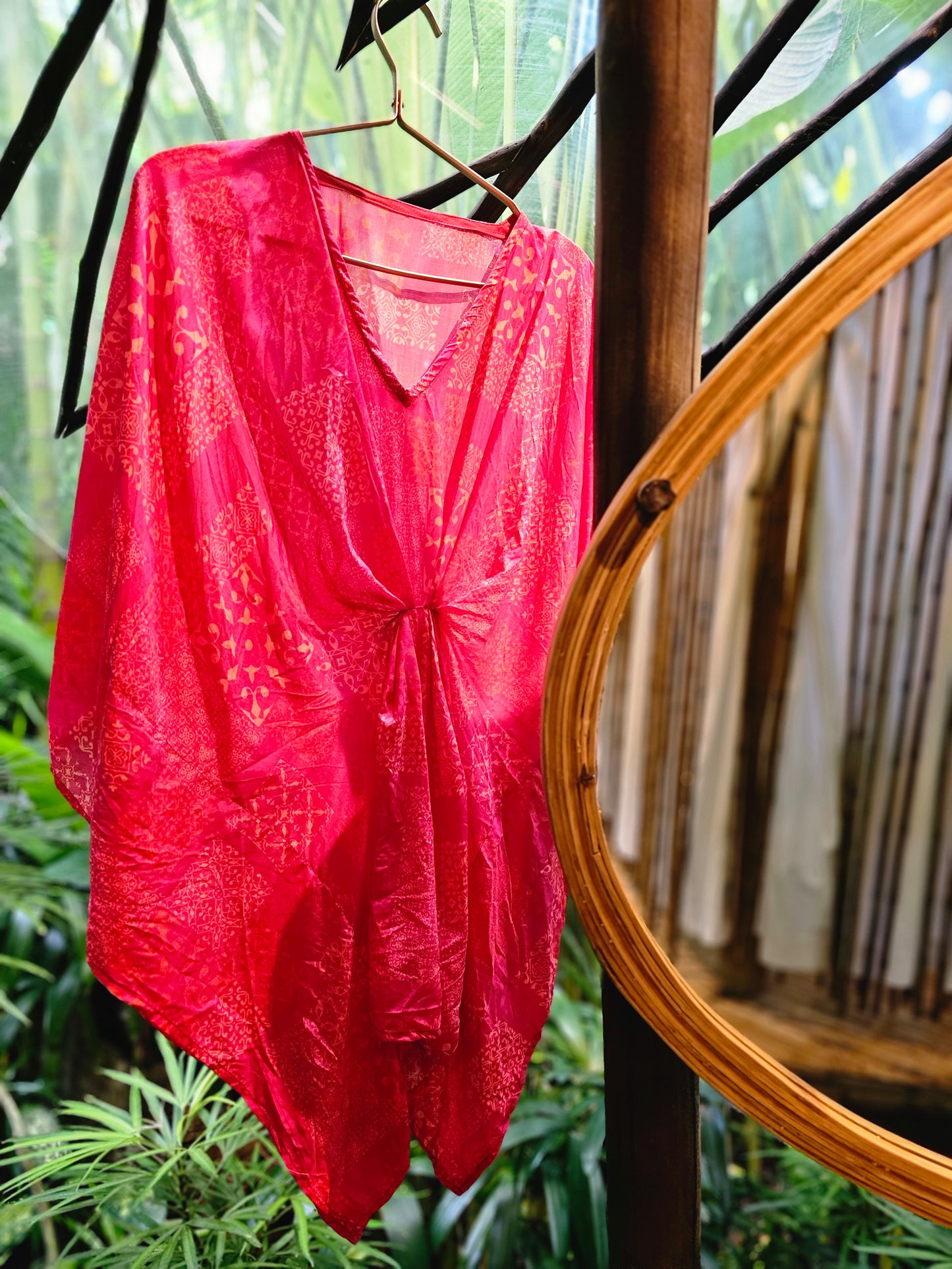 Scarlet Mirage – Luxe Kaftan by El_Plutus