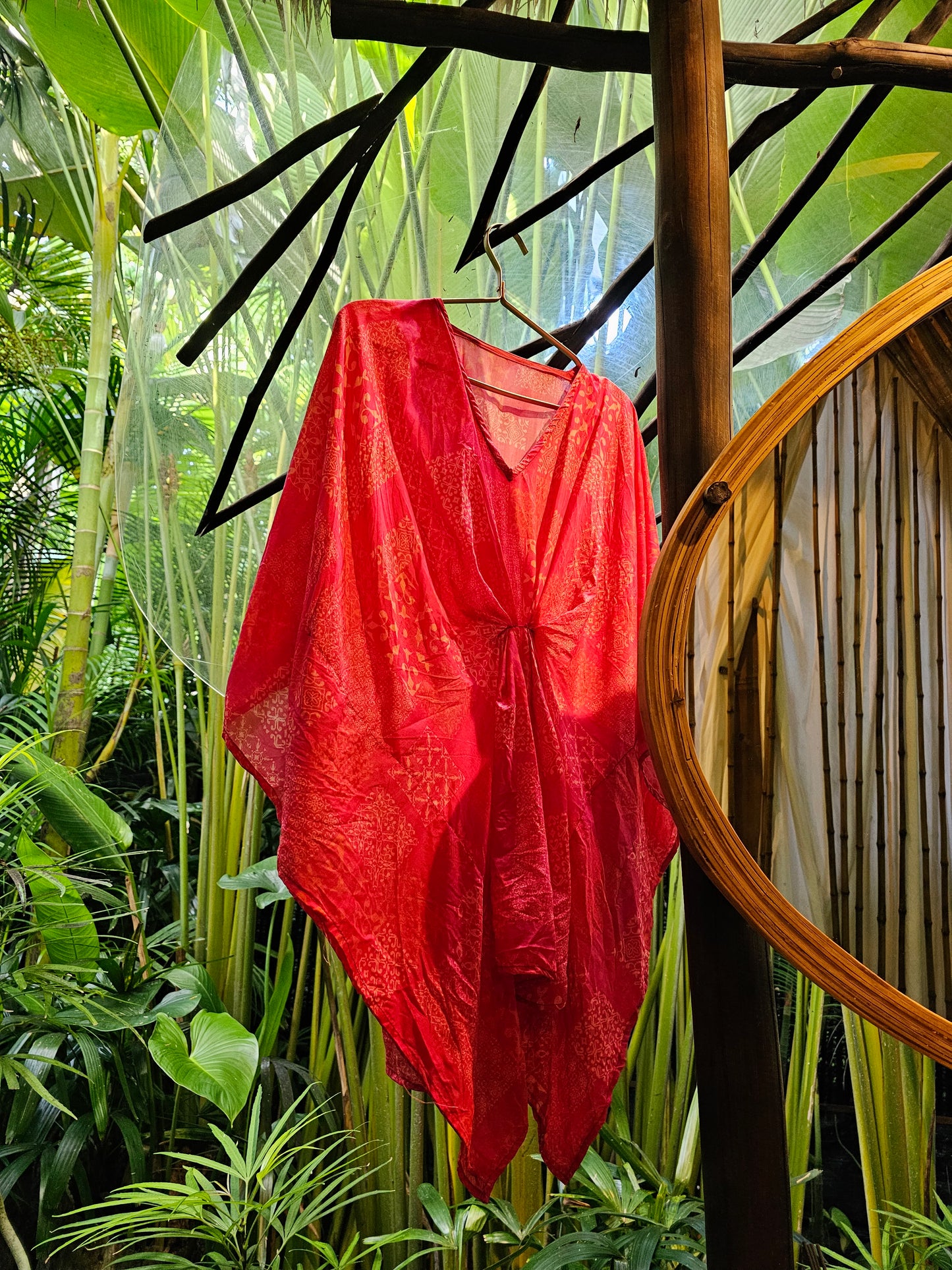 Scarlet Mirage – Luxe Kaftan by El_Plutus