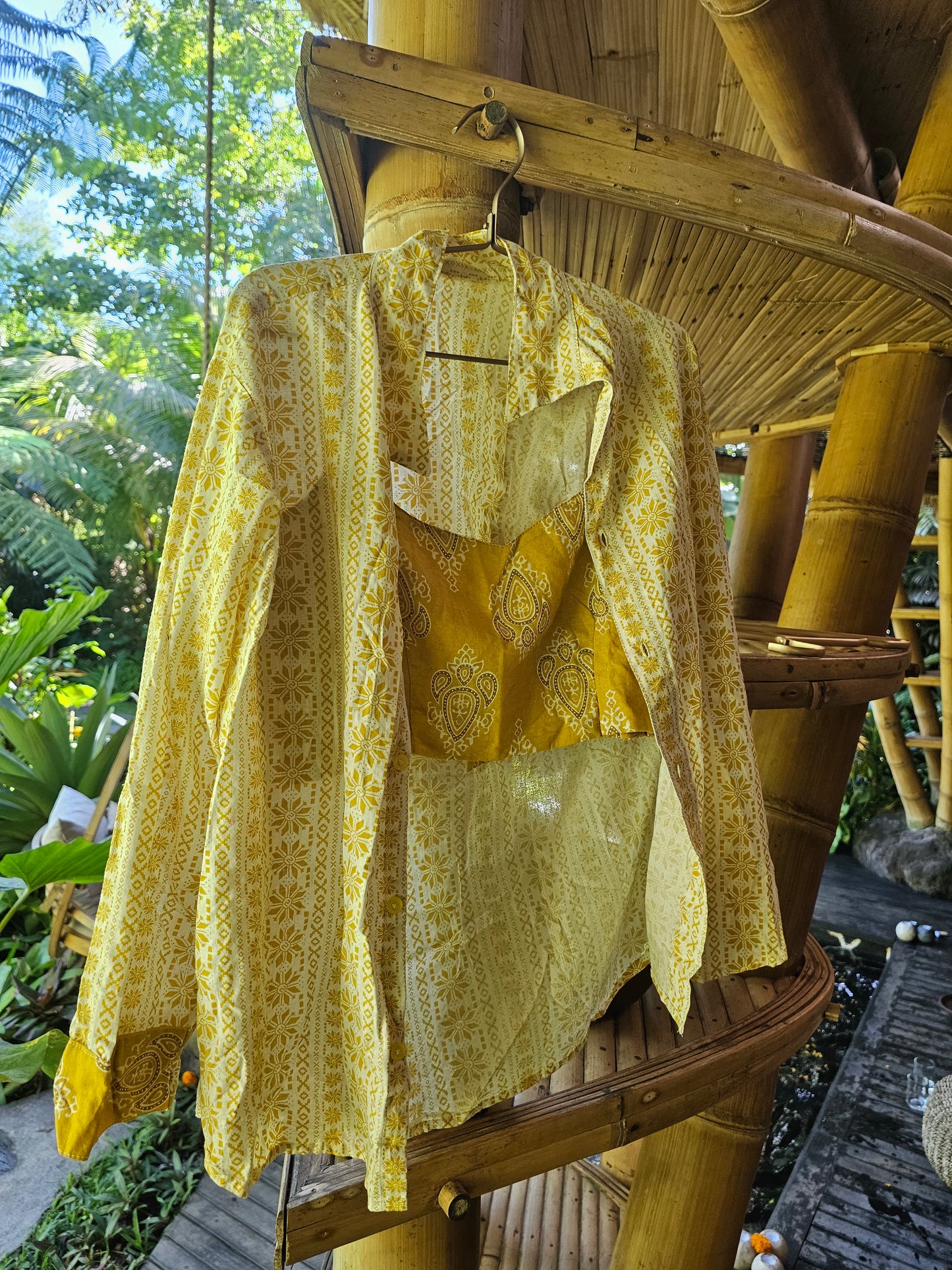 Saffron Breeze – Relaxed Overshirt