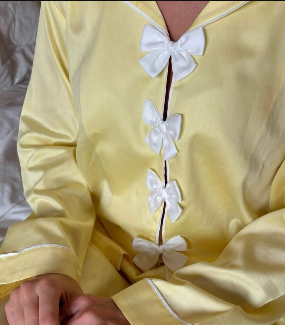 🌼 Lemon Bow – Satin Pajama Set