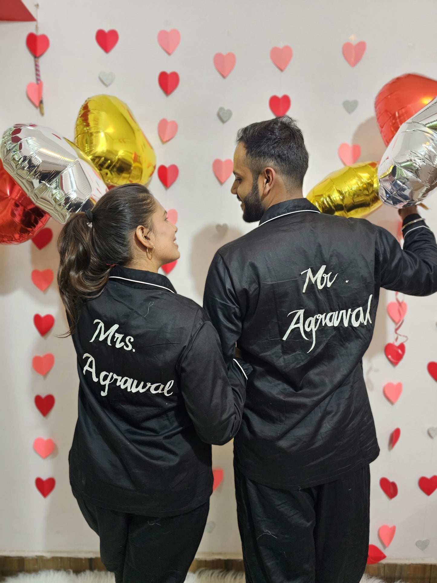 Mr. & Mrs. Signature Set