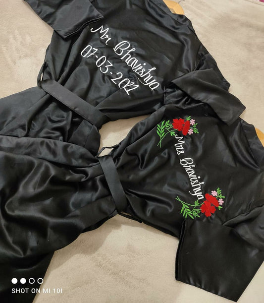 💍 Forever Yours – Mr & Mrs Personalized Robe Set