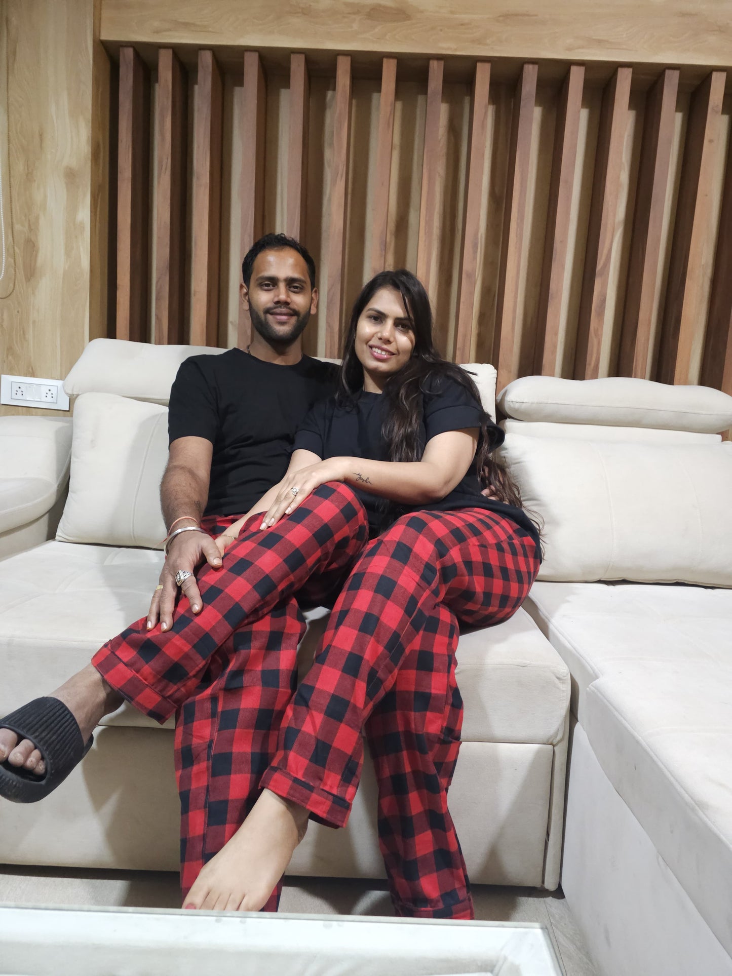Cozy Plaid Pair – Couple Sleepwear